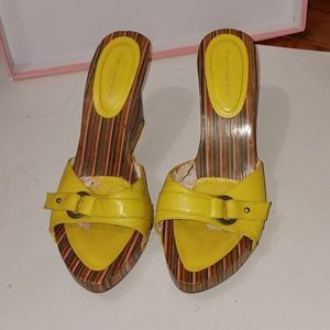 Fornaria yellow wedges/heels